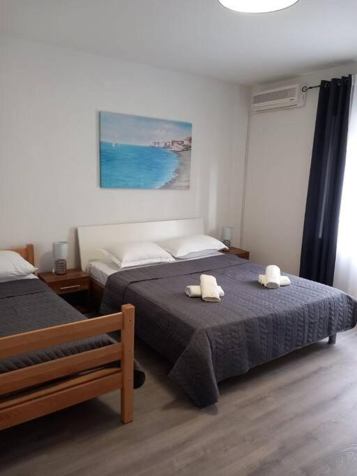 Apartment Dora-100M From The Central Beach Makarska Eksteriør bilde